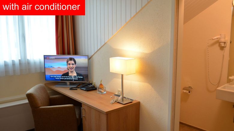 <b>Hotel-Restaurant Felmis Room</b>. Images powered by <a href="https://www.leonardoworldwide.com/" title="Leonardo Worldwide" target="_blank">Leonardo</a>.