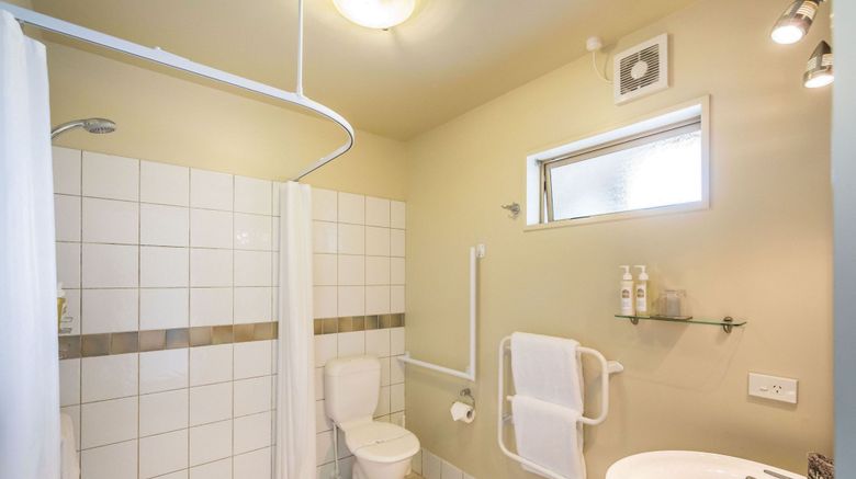 <b>Roma On Riccarton Luxury Motel Room</b>. Images powered by <a href="https://www.leonardoworldwide.com/" title="Leonardo Worldwide" target="_blank">Leonardo</a>.