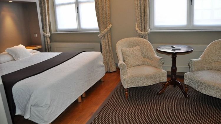 Le Dixseptieme Room