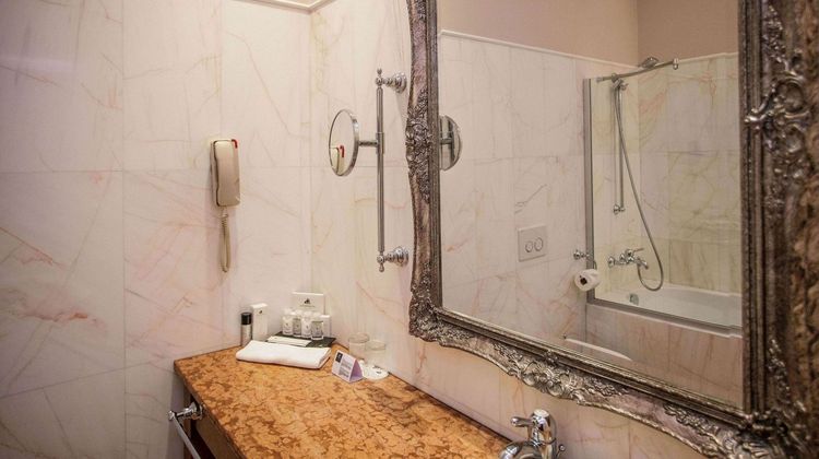 Hotel Leopolis Room