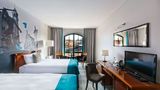 Hanza Hotel Room