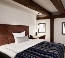 71 Nyhavn Hotel Room