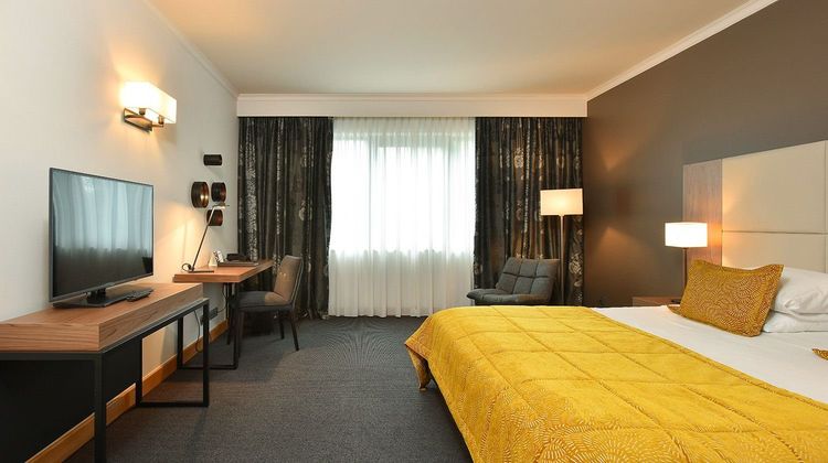 Martin's Chateau du Lac Room