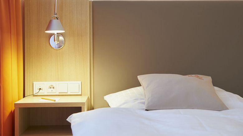 <b>Hotel Victoria Nuremberg Room</b>. Images powered by <a href="https://www.leonardoworldwide.com/" title="Leonardo Worldwide" target="_blank">Leonardo</a>.