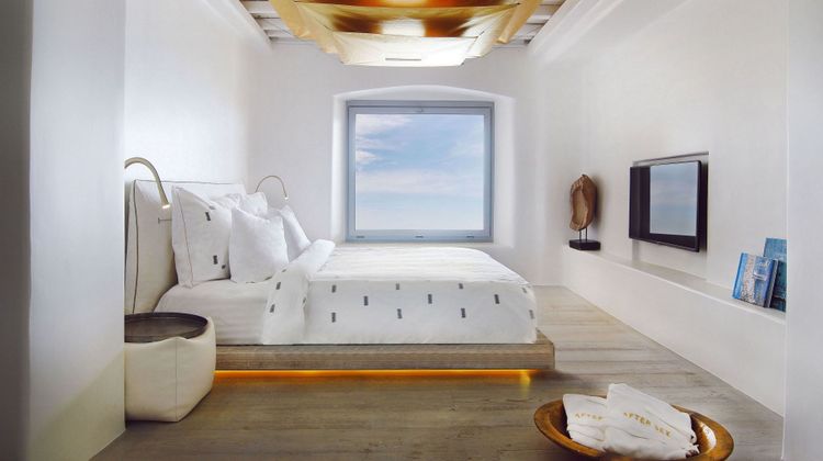 Cavo Tagoo Room