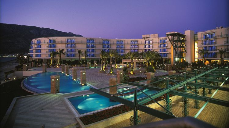Club Hotel Casino Loutraki Exterior