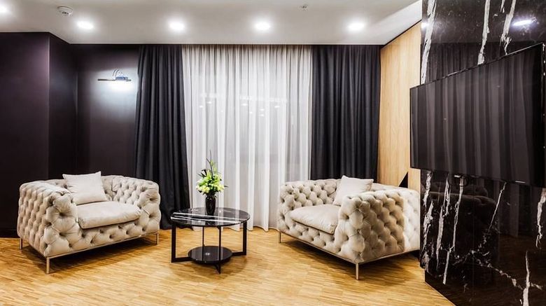 <b>Hotel Platinia Room</b>. Images powered by <a href="https://www.leonardoworldwide.com/" title="Leonardo Worldwide" target="_blank">Leonardo</a>.