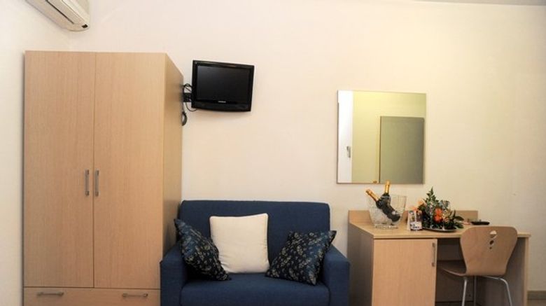 <b>Hotel la Quercia Room</b>. Images powered by <a href="https://www.leonardoworldwide.com/" title="Leonardo Worldwide" target="_blank">Leonardo</a>.