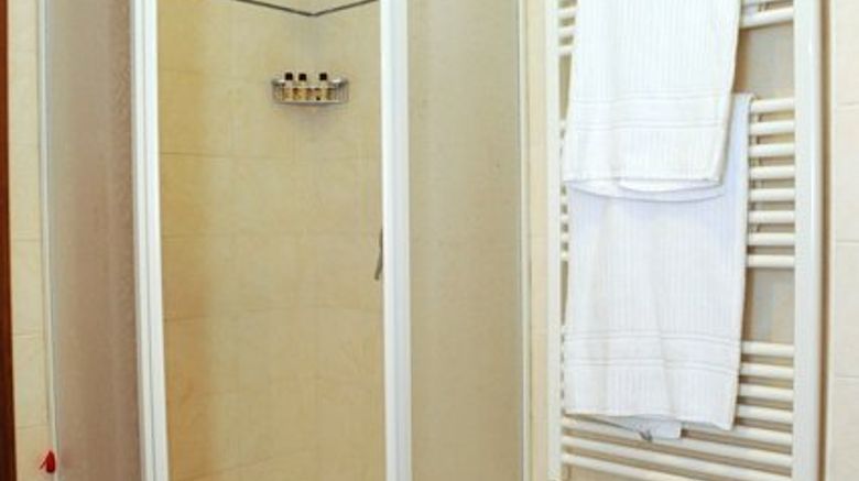 <b>Hotel la Quercia Room</b>. Images powered by <a href="https://www.leonardoworldwide.com/" title="Leonardo Worldwide" target="_blank">Leonardo</a>.