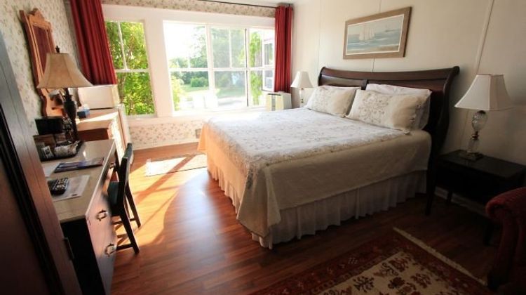 Harbourview Inn Room