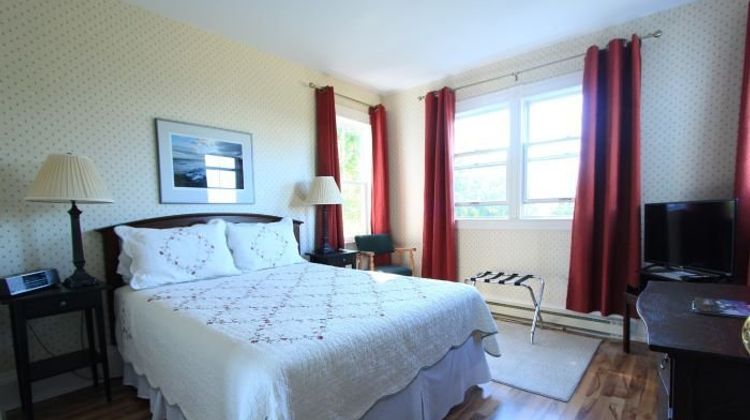 Harbourview Inn Room