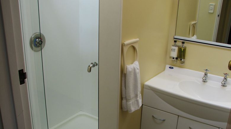 <b>ASURE Sundowner Motel Room</b>. Images powered by <a href="https://www.leonardoworldwide.com/" title="Leonardo Worldwide" target="_blank">Leonardo</a>.