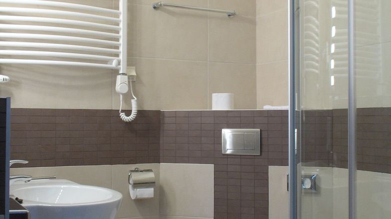 <b>Hotel Ambasador Room</b>. Images powered by <a href="https://www.leonardoworldwide.com/" title="Leonardo Worldwide" target="_blank">Leonardo</a>.
