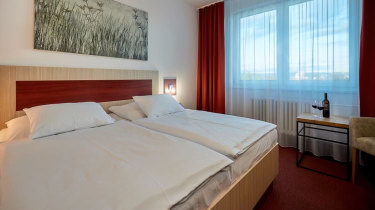 Hotel Flora Room