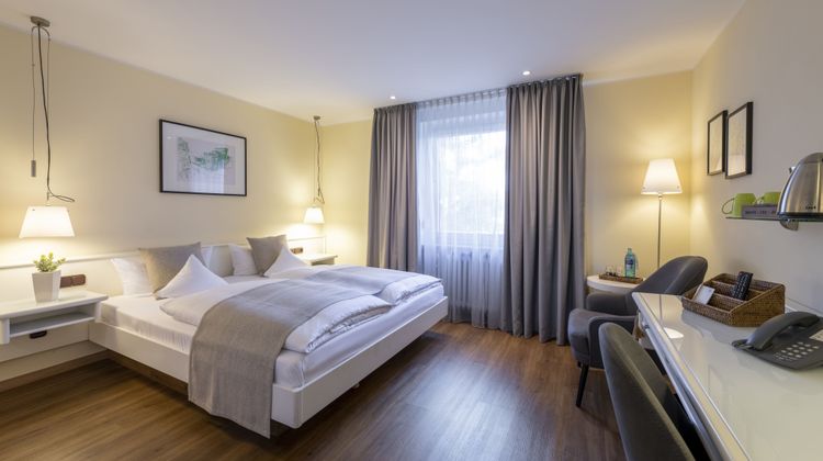 Hotel Deutscher Hof Room