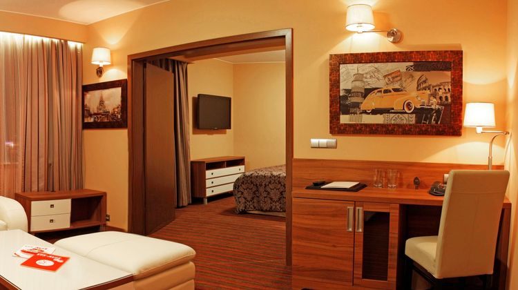 Haston City Hotel Room