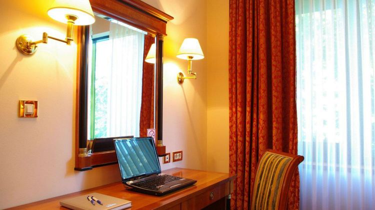Hotel As Room