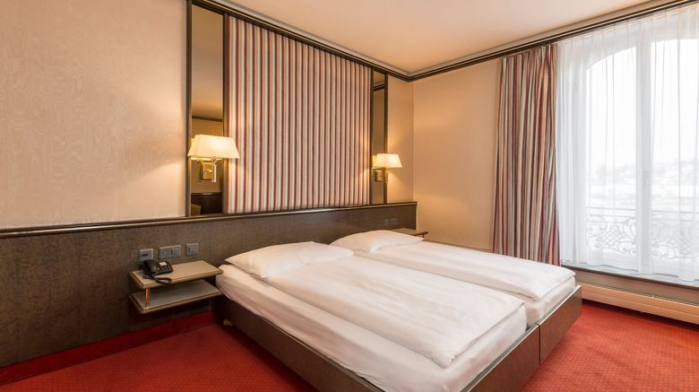 <b>Hotel Monopol Lucerne Room</b>. Images powered by <a href="https://www.leonardoworldwide.com/" title="Leonardo Worldwide" target="_blank">Leonardo</a>.