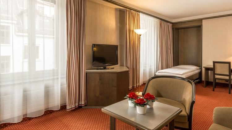 Hotel Monopol Lucerne Room