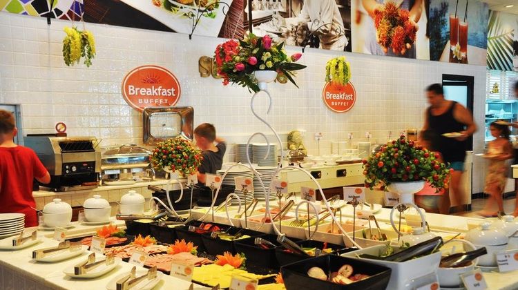 Sunwing Resort Kamala Restaurant