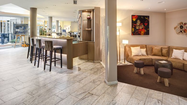 <b>Art Hotel Aachen Superior Lobby</b>. Images powered by <a href="https://www.leonardoworldwide.com/" title="Leonardo Worldwide" target="_blank">Leonardo</a>.