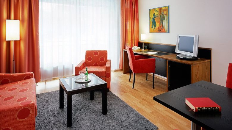 <b>Art Hotel Aachen Superior Room</b>. Images powered by <a href="https://www.leonardoworldwide.com/" title="Leonardo Worldwide" target="_blank">Leonardo</a>.