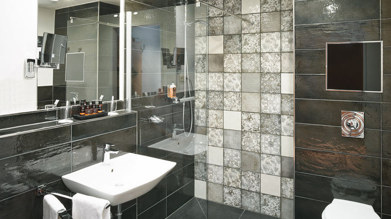 <b>Art Hotel Aachen Superior Room</b>. Images powered by <a href="https://www.leonardoworldwide.com/" title="Leonardo Worldwide" target="_blank">Leonardo</a>.