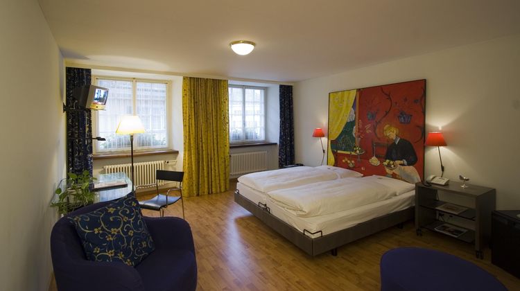 Roter Turm/Tour Rouge Hotel Room