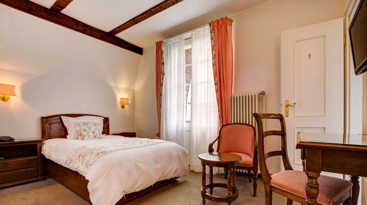 Hotel Regina Room