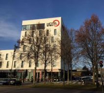 Enso Hotel Exterior