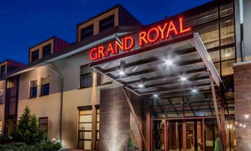 Hotel Grand Royal
