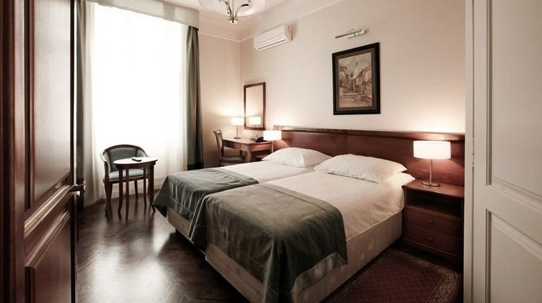 <b>Hotel Senacki Room</b>. Images powered by <a href="https://www.leonardoworldwide.com/" title="Leonardo Worldwide" target="_blank">Leonardo</a>.