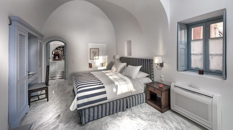 Aigialos Hotel Room