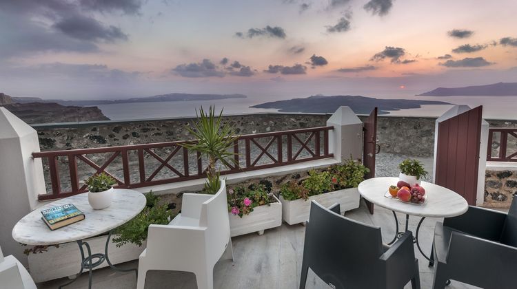 Aigialos Hotel Room