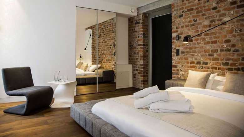 <b>Hotel Nicolaus, Torun Room</b>. Images powered by <a href="https://www.leonardoworldwide.com/" title="Leonardo Worldwide" target="_blank">Leonardo</a>.
