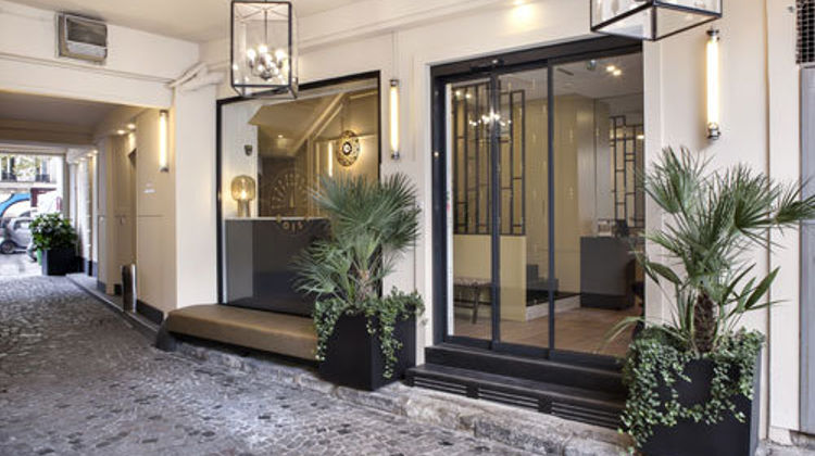 Doisy Hotel Exterior