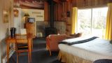 The Andiron Seaside Inn & Cabins Room