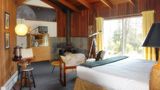 The Andiron Seaside Inn & Cabins Room
