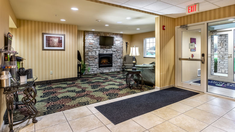 <b>Cobblestone Inn & Suites Vinton Lobby</b>. Images powered by <a href="https://www.leonardoworldwide.com/" title="Leonardo Worldwide" target="_blank">Leonardo</a>.