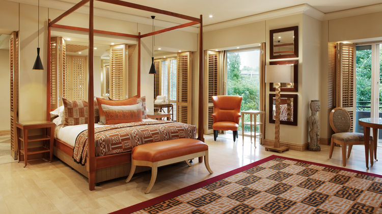 Saxon Hotel Suite