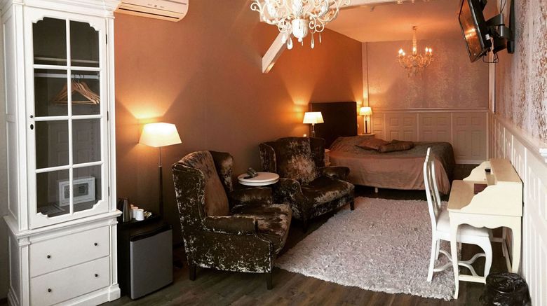 <b>Hotel Johannes Vermeer Delft Room</b>. Images powered by <a href="https://www.leonardoworldwide.com/" title="Leonardo Worldwide" target="_blank">Leonardo</a>.