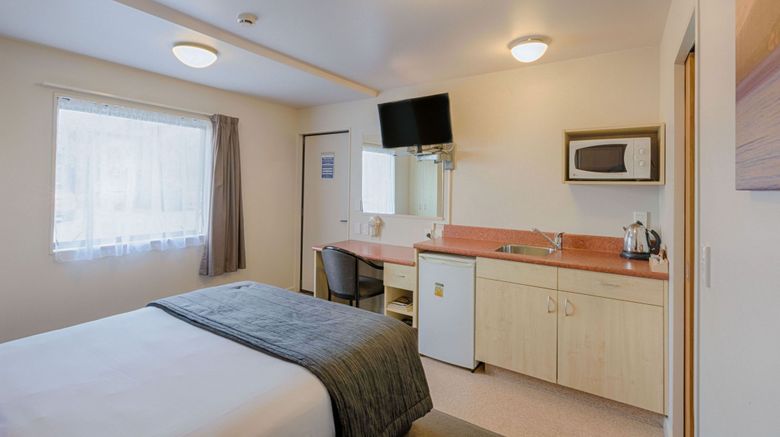 <b>Bella Vista Motel Taupo Room</b>. Images powered by <a href="https://www.leonardoworldwide.com/" title="Leonardo Worldwide" target="_blank">Leonardo</a>.