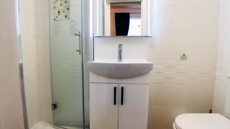 <b>The Ilfracombe House Hotel Room</b>. Images powered by <a href="https://www.leonardoworldwide.com/" title="Leonardo Worldwide" target="_blank">Leonardo</a>.