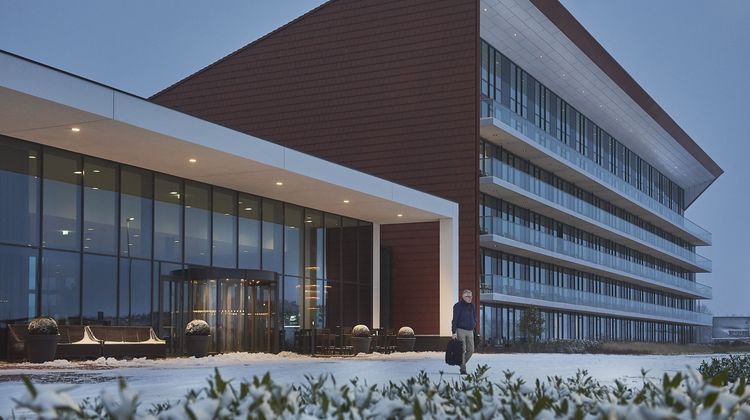 Van der Valk Hotel Leeuwarden Exterior