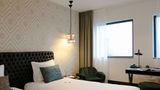 <b>The James Rotterdam Room</b>. Images powered by <a href="https://www.leonardoworldwide.com/" title="Leonardo Worldwide" target="_blank">Leonardo</a>.