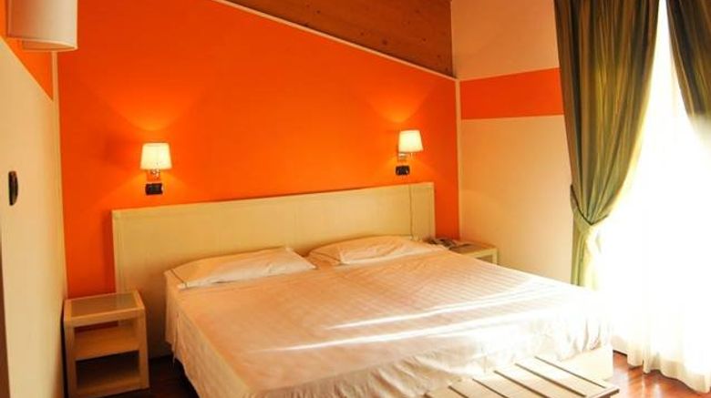 <b>Vecchia Riva Hotel Room</b>. Images powered by <a href="https://www.leonardoworldwide.com/" title="Leonardo Worldwide" target="_blank">Leonardo</a>.