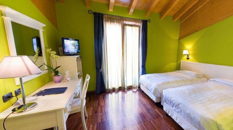<b>Vecchia Riva Hotel Room</b>. Images powered by <a href="https://www.leonardoworldwide.com/" title="Leonardo Worldwide" target="_blank">Leonardo</a>.