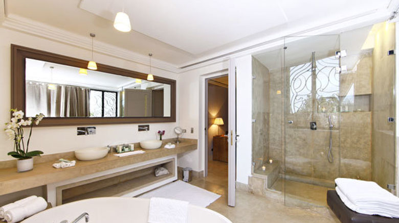 <b>Palais Namaskar Room</b>. Images powered by <a href="https://www.leonardoworldwide.com/" title="Leonardo Worldwide" target="_blank">Leonardo</a>.