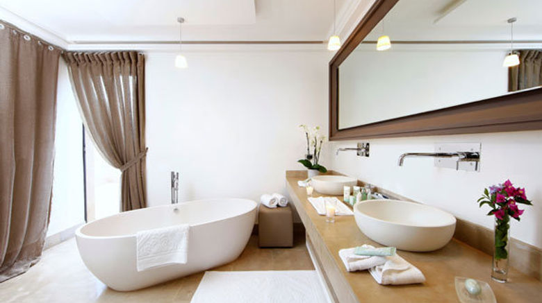 <b>Palais Namaskar Room</b>. Images powered by <a href="https://www.leonardoworldwide.com/" title="Leonardo Worldwide" target="_blank">Leonardo</a>.