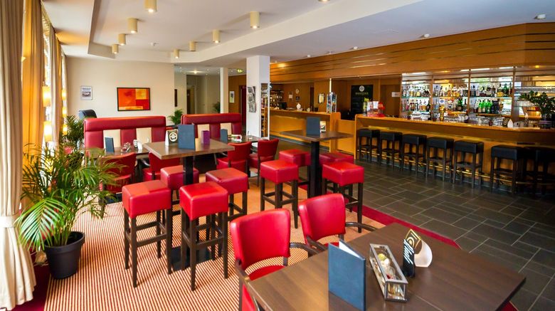 <b>HK Hotel Duesseldorf City Lobby</b>. Images powered by <a href="https://www.leonardoworldwide.com/" title="Leonardo Worldwide" target="_blank">Leonardo</a>.